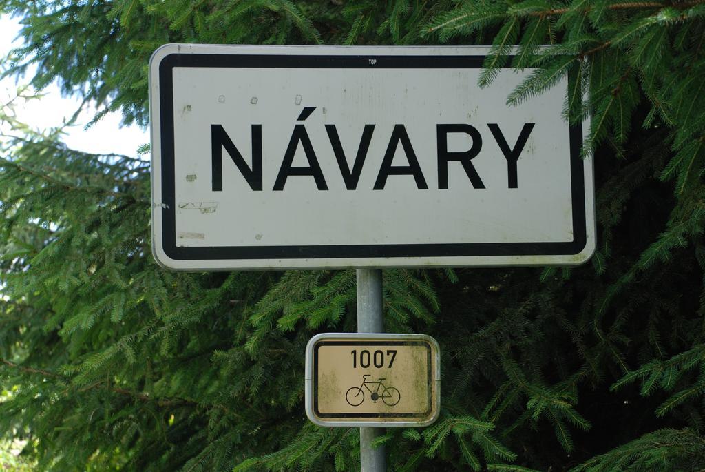 Penzion Staj Navary Appartement Buitenkant foto